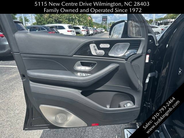 Certified 2024 Mercedes-Benz Maybach GLS 600 4MATIC image 25