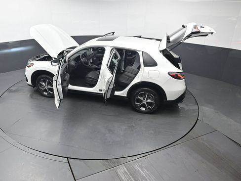 Used 2024 Honda HR-V EX-L image 44