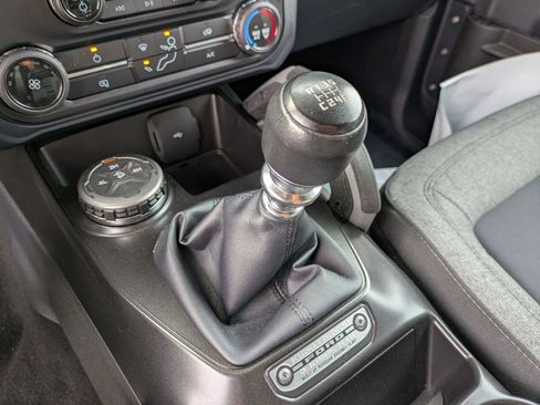 Used 2021 Ford Bronco Big Bend AWD/4WD image 19