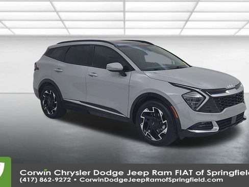 Used 2023 Kia Sportage SX image 2