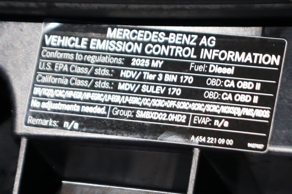 Used 2025 Mercedes-Benz Sprinter 2500 image 20