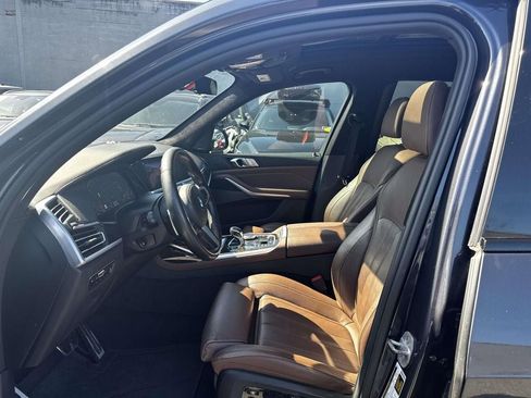 Used 2019 BMW X7 xDrive40i w/ Premium Package AWD/4WD image 18