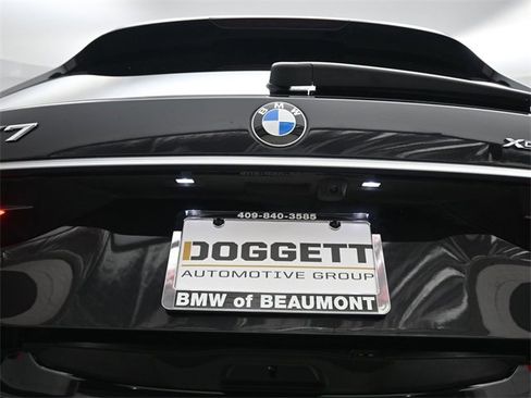Used 2023 BMW X7 xDrive40i w/ Premium Package image 14