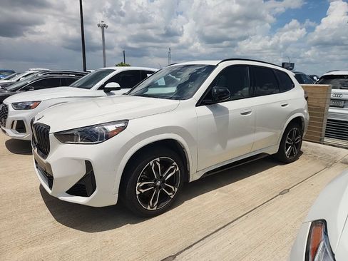 Used 2023 BMW X1 xDrive28i w/ Premium Package AWD/4WD image 1