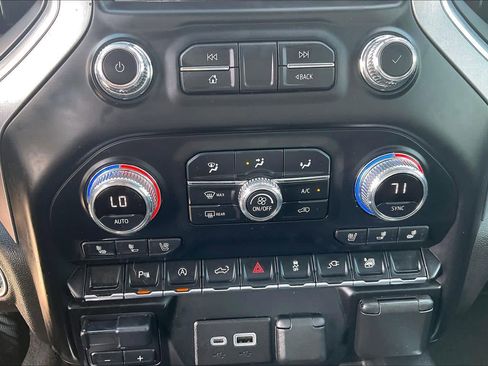 Used 2021 GMC Sierra 1500 SLT image 32