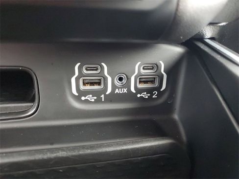 Used 2021 RAM 1500 Big Horn image 30