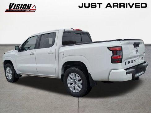 Used 2023 Nissan Frontier SV w/ SV Convenience Package image 7