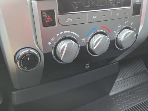 Used 2018 Toyota Tundra SR5 image 24