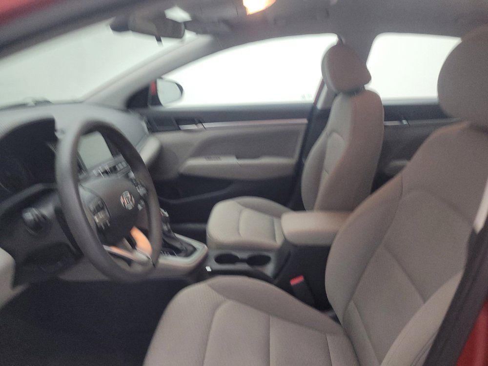 Used 2019 Hyundai Elantra SEL FWD image 17