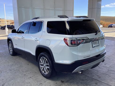 Used 2018 GMC Acadia SLE w/ LPO, Black Accent Package image 6