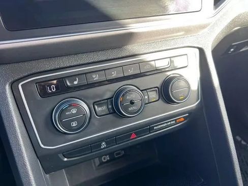 Used 2019 Volkswagen Atlas SE FWD image 46
