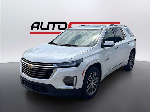 Used 2023 Chevrolet Traverse High Country w/ LPO, Floor Liner Package FWD image 3