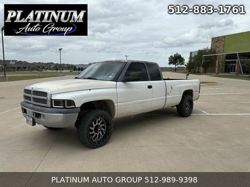 Used 1997 Dodge Ram 2500 Truck 2WD Club Cab image 1