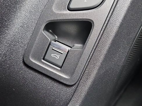 New 2026 Audi Q3 quattro 2.0T AWD/4WD image 15