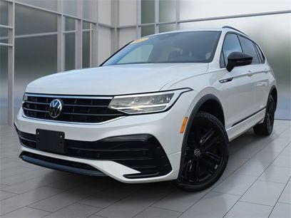 Used 2022 Volkswagen Tiguan SE R-Line