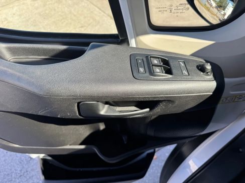 Used 2022 RAM ProMaster 2500 w/ Driver Convenience Group image 13