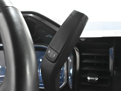 Used 2023 GMC Sierra 1500 Elevation image 13