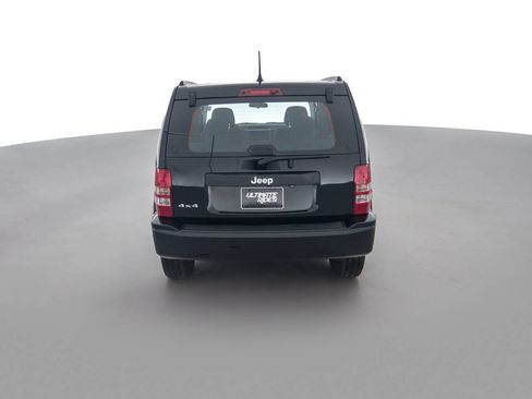 Used 2012 Jeep Liberty Sport AWD/4WD image 6