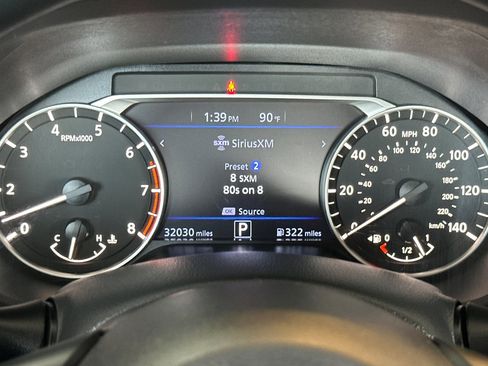 Used 2025 Nissan Altima 2.5 SV FWD image 23