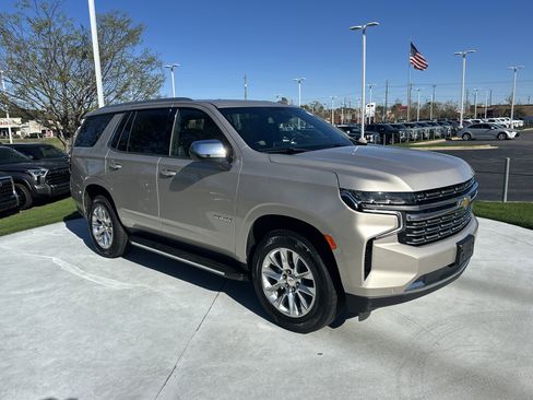 Used 2024 Chevrolet Tahoe Premier image 2