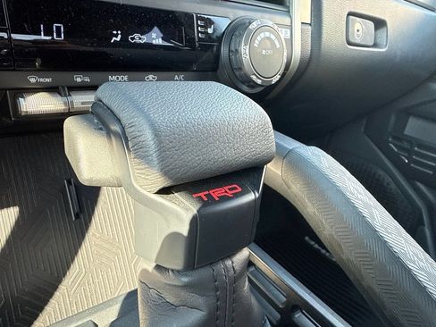 Used 2025 Toyota Tacoma TRD Sport AWD/4WD image 13