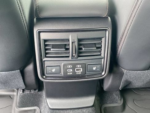 Used 2026 Subaru Forester Touring AWD/4WD image 15