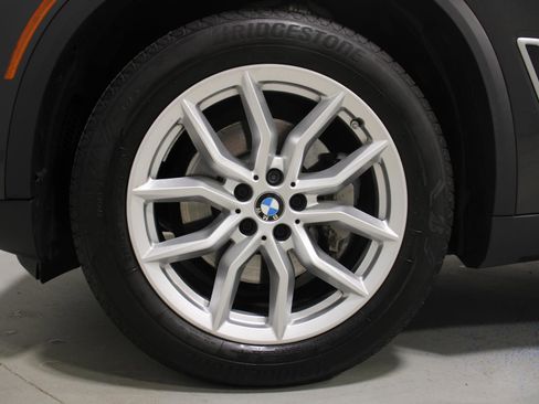 Used 2023 BMW X5 xDrive40i w/ Premium Package image 24