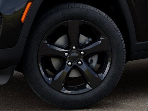 New 2025 Jeep Grand Cherokee 4WD image 8