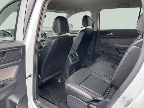 Used 2023 Volkswagen Atlas SE image 14