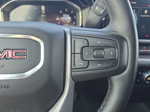 Used 2025 GMC Sierra 1500 SLT RWD image 18