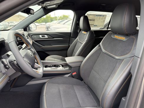 New 2026 Ford Explorer Tremor AWD/4WD image 9