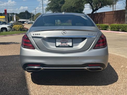 Used 2018 Mercedes-Benz S 560 4MATIC Sedan image 9