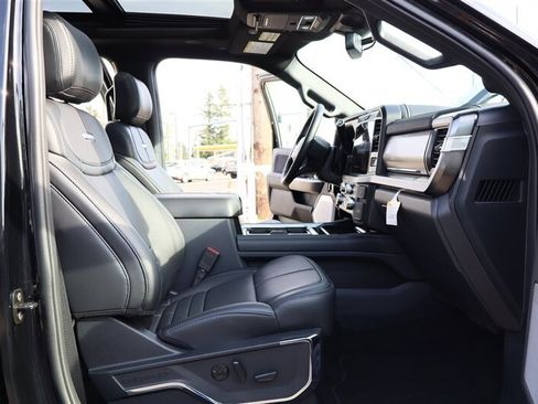 Used 2026 Ford F450 Platinum AWD/4WD image 33