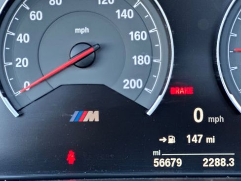 Used 2016 BMW M4 Convertible image 25