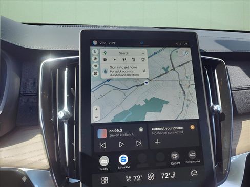 Used 2025 Volvo XC90 T8 Plus w/ Protection Package Premier image 15