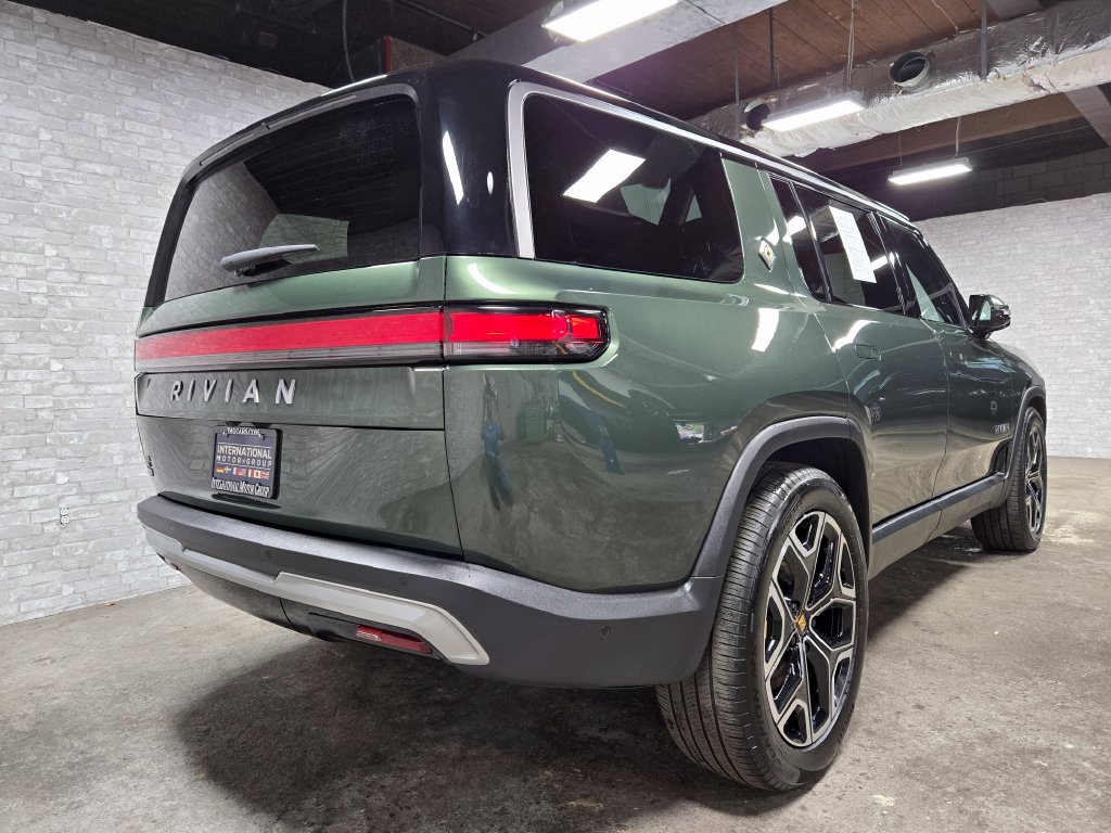 Used 2025 Rivian R1S Adventure Dual AWD/4WD image 39