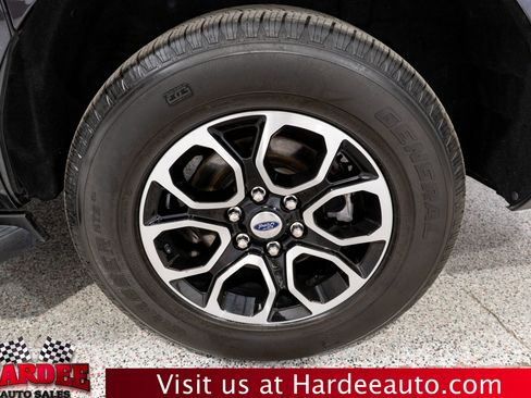 Used 2024 Ford Expedition Max XLT AWD/4WD image 10