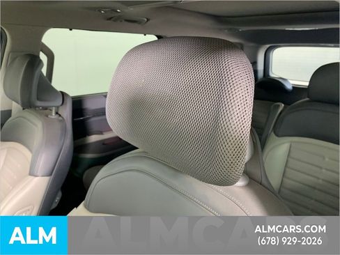 Used 2024 Kia EV9 Land image 21