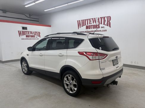 Used 2013 Ford Escape SE FWD image 2