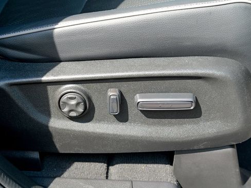 Used 2023 Honda Odyssey Elite image 39