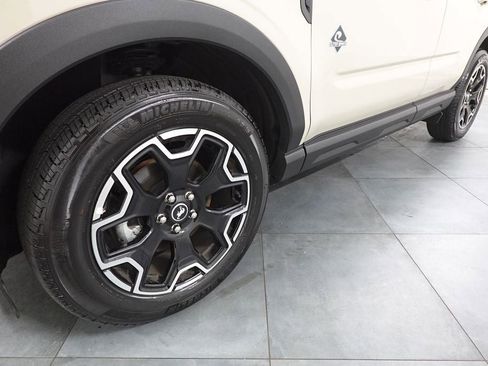 Certified 2025 Ford Bronco Sport Outer Banks w/ Outer Banks Tech Package+ image 32