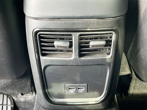 Used 2022 Dodge Charger R/T w/ Blacktop Package image 23