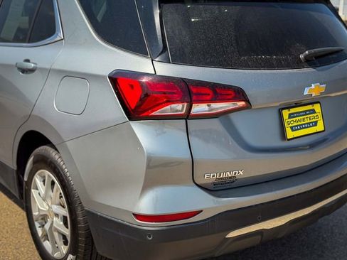 Used 2024 Chevrolet Equinox LT AWD/4WD image 9