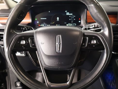 Used 2021 Lincoln Aviator Reserve w/ Equipment Group 202A AWD/4WD image 3