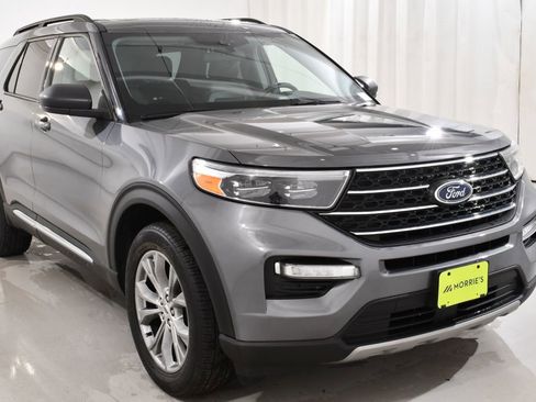 Used 2022 Ford Explorer XLT w/ Equipment Group 202A AWD/4WD image 4