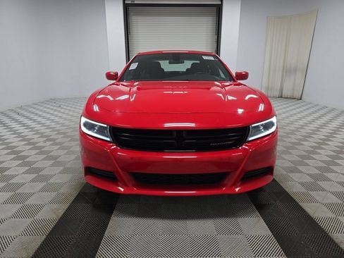 Used 2022 Dodge Charger SXT RWD image 2