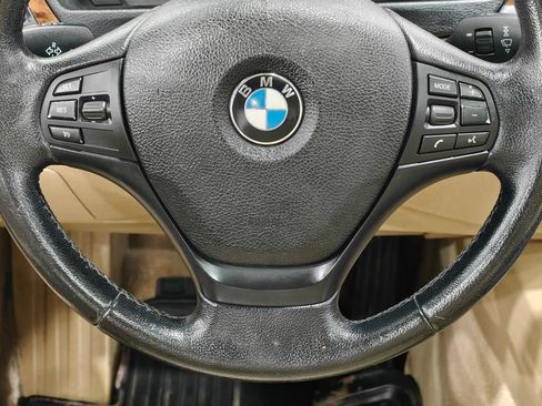 Used 2013 BMW 320i xDrive Sedan AWD/4WD image 5