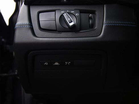 Used 2017 BMW M3 RWD image 58