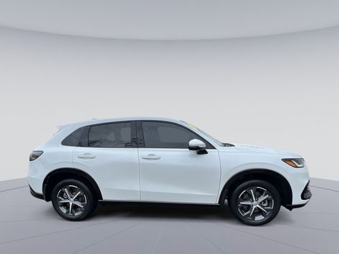 Used 2024 Honda HR-V EX-L image 10