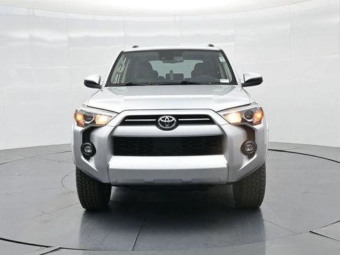 Used 2021 Toyota 4Runner SR5 image 16